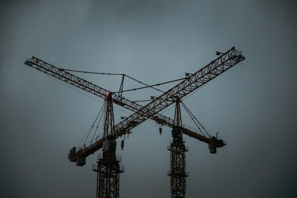 Why Contractors Pay 3x More for Disconnected Software Than All-in-One Solutions 1 Why Contractors Pay 3x More for Disconnected Software Than All-in-One Solutions